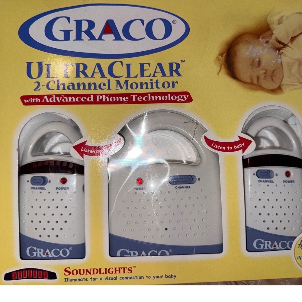 Graco UltraClear 2-Channel Baby Monitor 2 Receivers 1 Transmitter 450ft Range